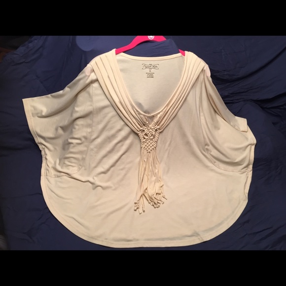 Crystal-Kobe ivory dolman macrame blouse - Picture 2 of 5
